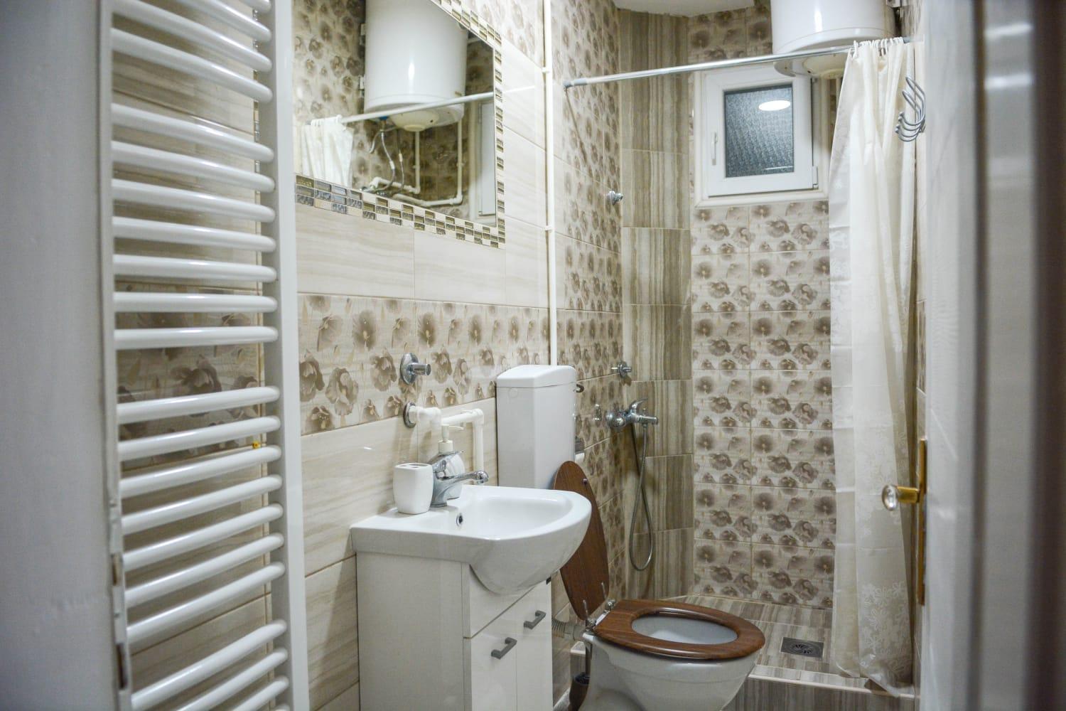 White Arrow Apartment